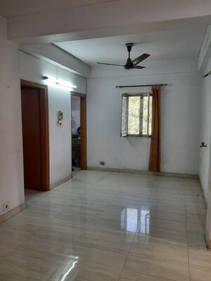 Room in 3 BHK Builder Floor at Sector 42 – for Sale