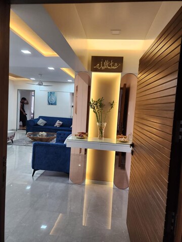 Living Room in 3.5 BHK Apartment at Parmar Garden, Wanwadi – for Rent
