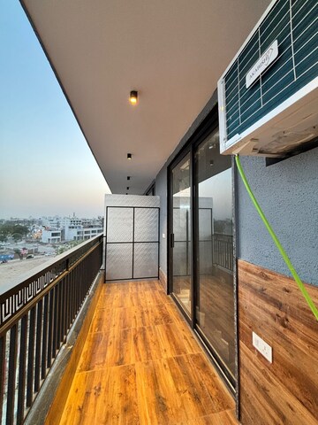 1 BHK Apartment For Rent in The Grand, Sector 52