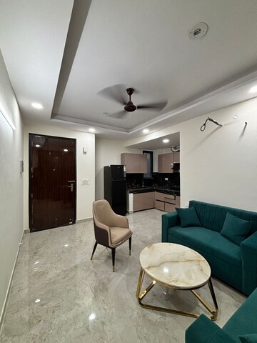Team Area in 1 BHK Apartment at The Grand, Sector 52 – for Rent