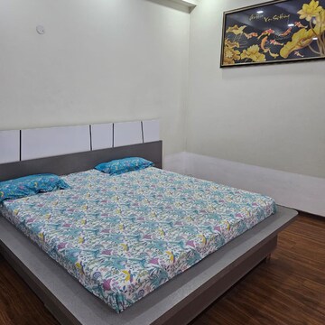 Bedroom in 4 BHK Apartment at Sunshine Helios, Sector 78 – for Rent