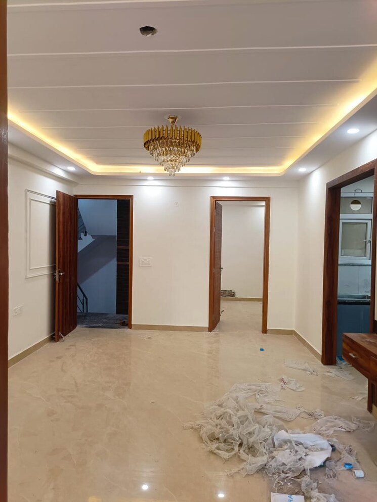 Room, chattarpur 4 Bedroom 200 Sq.Yd. Builder Floor In Chattarpur Delhi 8543238
