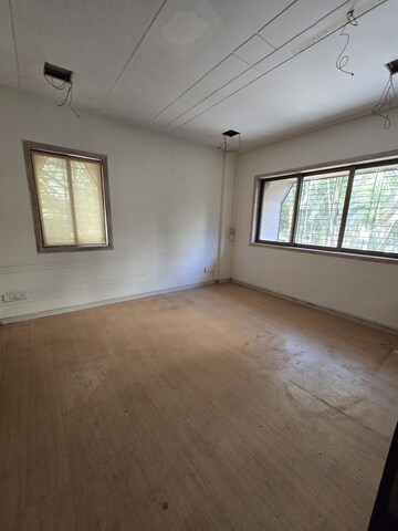 Room in  Office Space at Hiranandani Gardens, Powai – for Rent
