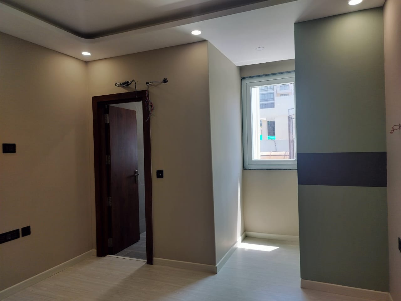 3 BHK + Servant Room Apartment For Sale in Pioneer Park Presidia