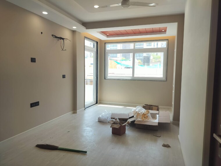 Living Room, pioneer-park-presidia 3 Bedroom 2400 Sq.Ft. Apartment In Sector 62 Gurgaon 8543245