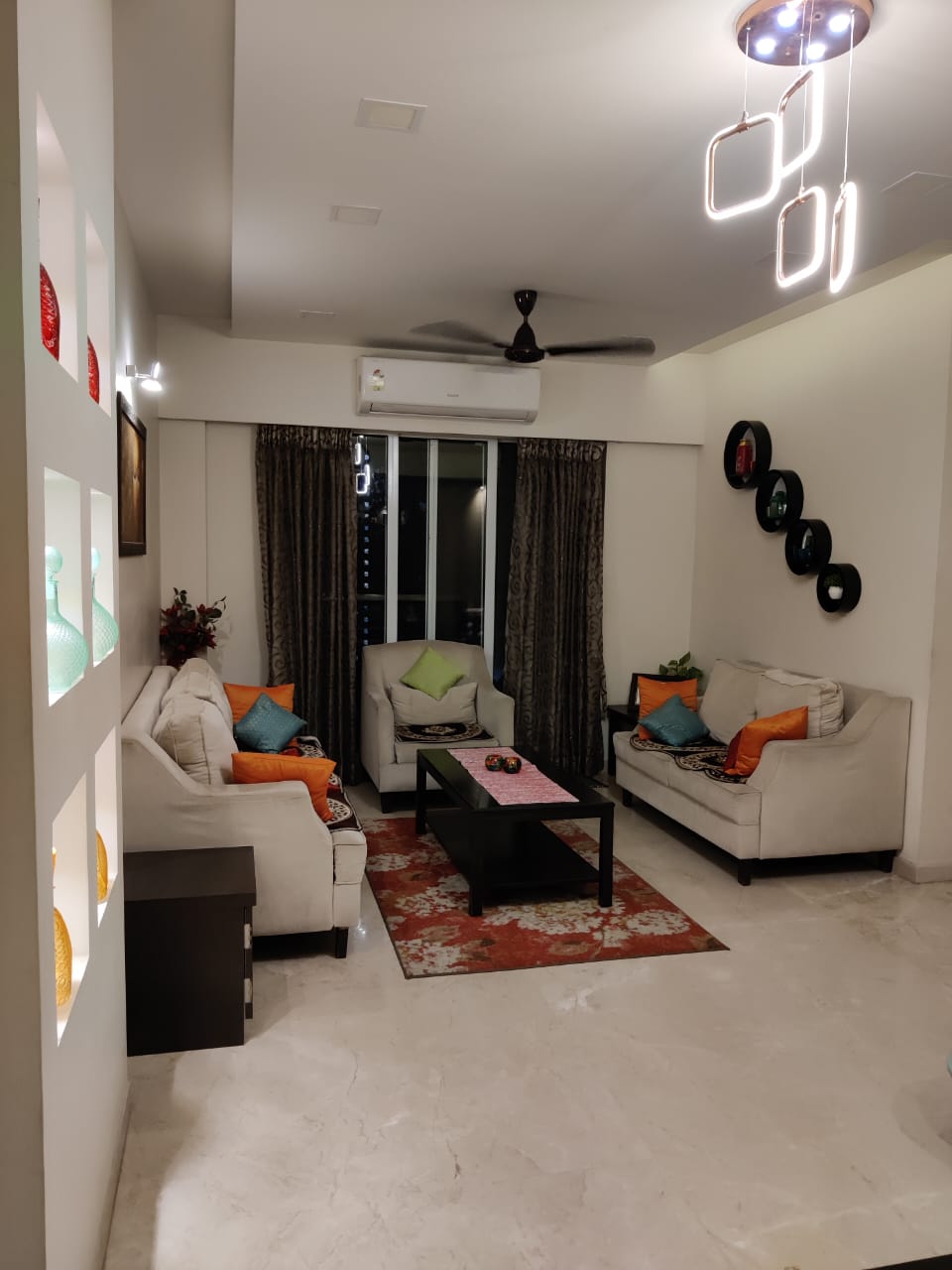 2 BHK + Extra Room Apartment For Rent in Hiranandani Meadows