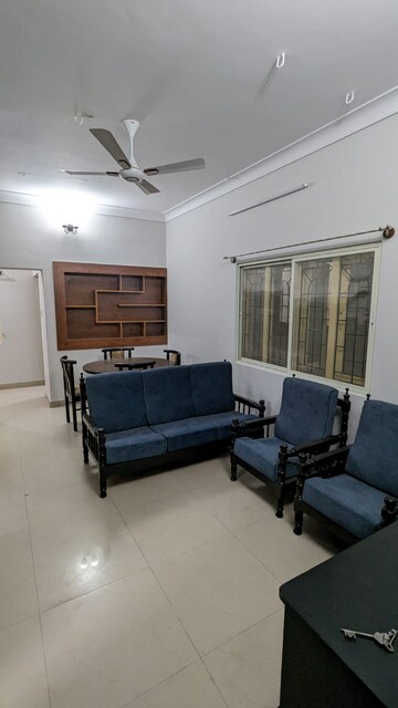 2 BHK Builder Floor For Rent in Banaswadi