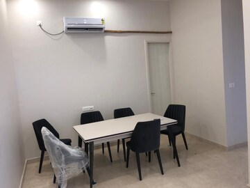 2 BHK Apartment For Rent in Lodha Amara, Kolshet Road