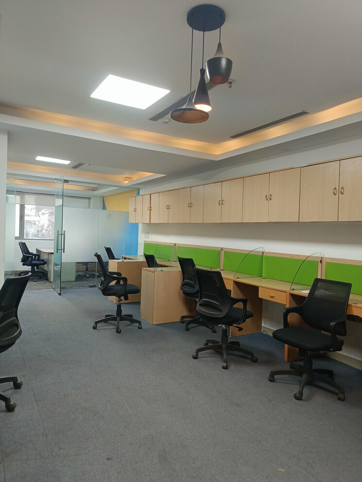 Team Area, spaze-itech-park Commercial Office Space in IT/SEZ 1000 Sq.Ft. In Sector 49 Gurgaon 8543580
