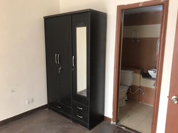 Room in 3 BHK Apartment at Mahagun Mywoods, Sector 16c Greater Noida – for Rent