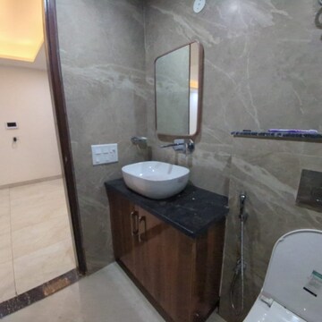 Bathroom in 3 BHK Builder Floor at Ardee City, Indira Colony 2 – for Sale