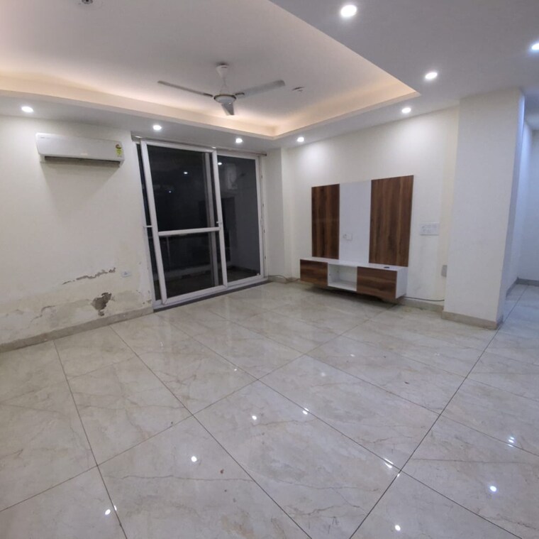  Parking, ardee-city 3 Bedroom 270 Sq.Yd. Builder Floor In Indira Colony 2 Gurgaon 8543957