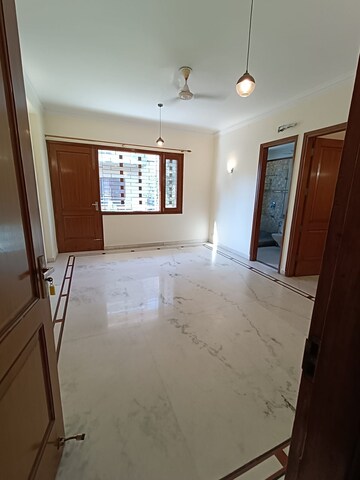 Room in 3 BHK Apartment at Sector 102 – for Sale