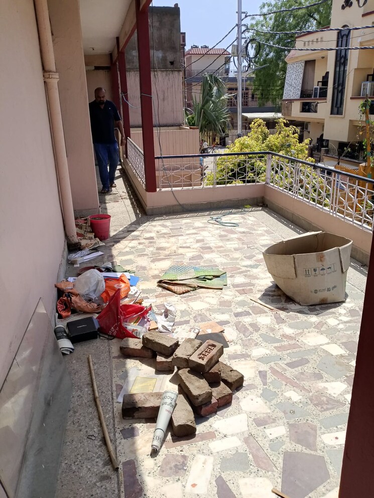 Balcony, rajendra nagar sector 3 4 Bedroom 2000 Sq.Ft. Independent House In Rajendra Nagar Sector 3 Ghaziabad 8543951