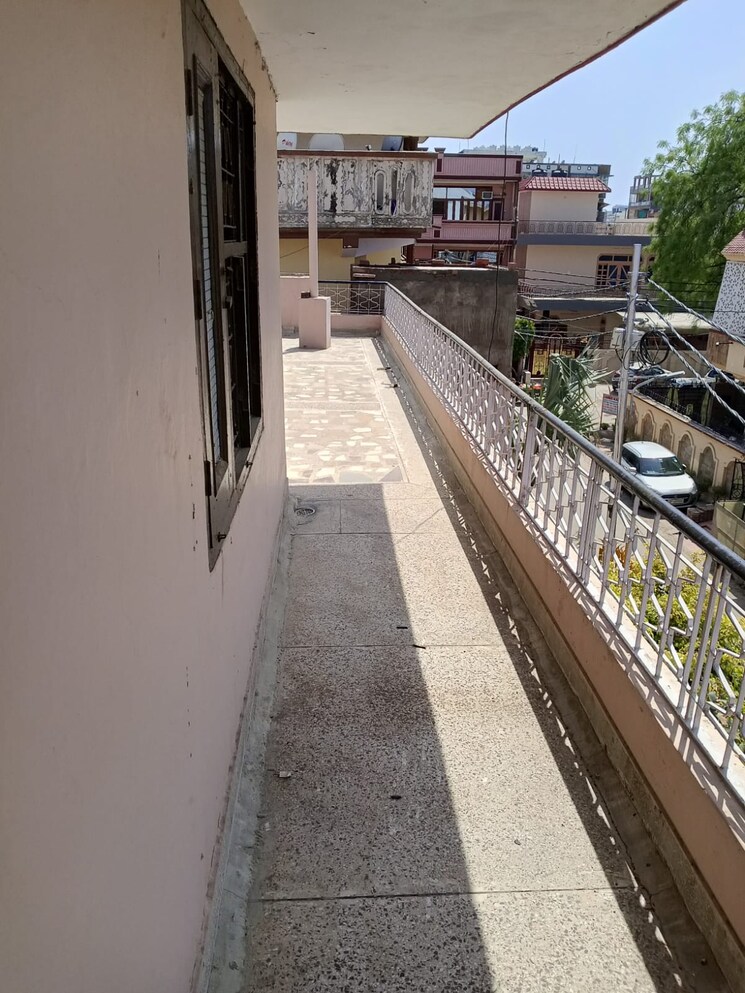 Balcony, rajendra nagar sector 3 4 Bedroom 2000 Sq.Ft. Independent House In Rajendra Nagar Sector 3 Ghaziabad 8543951