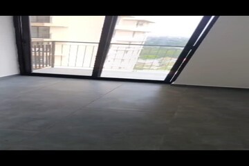 Room in 3 BHK Apartment at Kadavanthra – for Sale