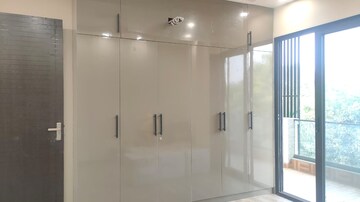 Room in 3 BHK Builder Floor at Sector 5 – for Sale