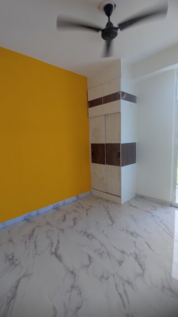 Room in 1 BHK Builder Floor at Sector 73 – for Sale