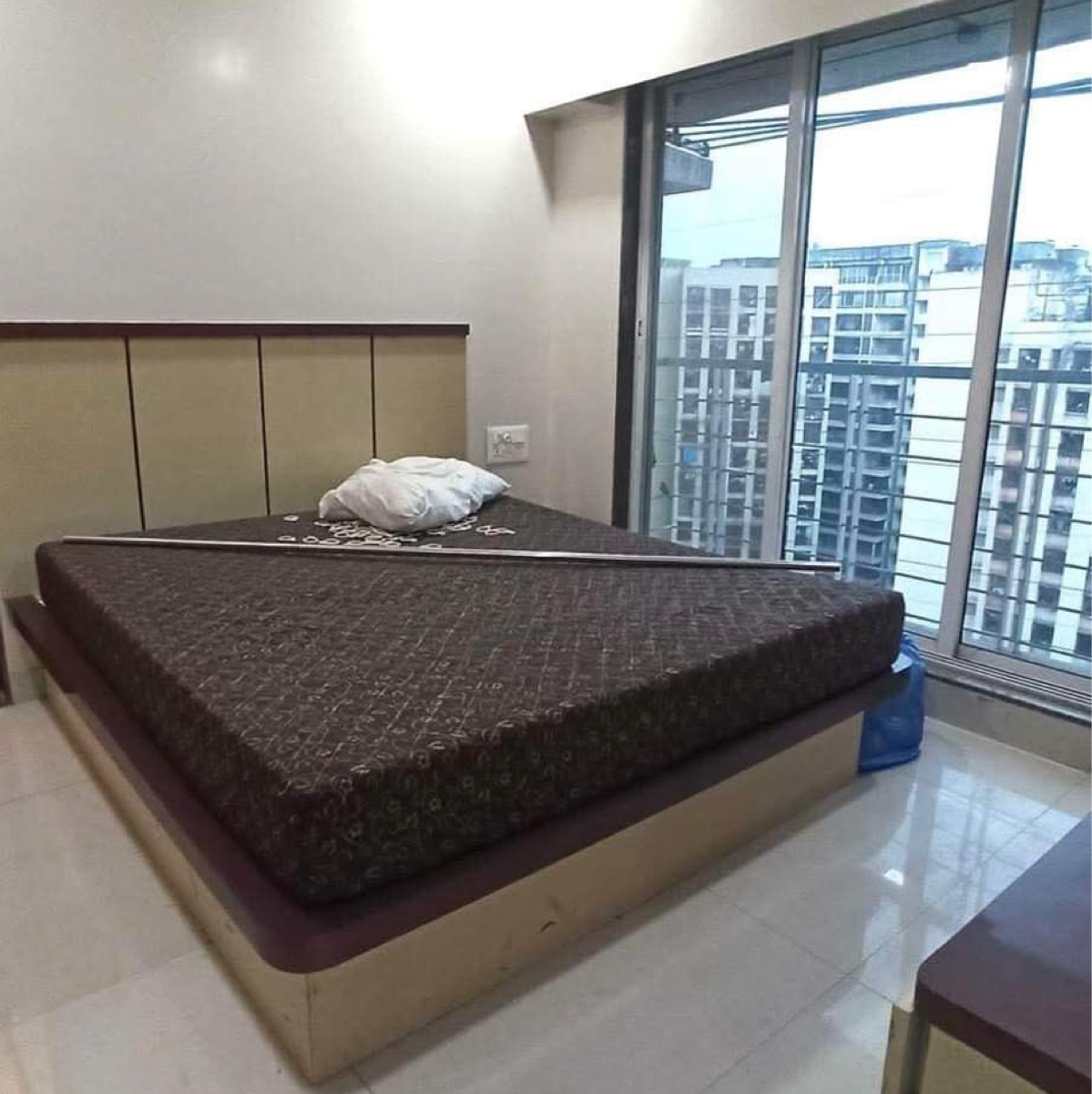 2 BHK Apartment For Rent in Anmol Fortune