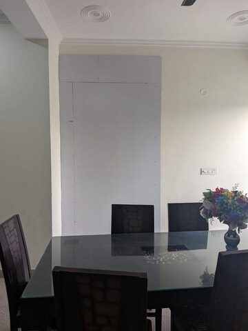 Furnished Amenities in 2 BHK Builder Floor at Sector 33 – for Rent