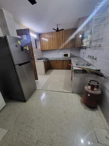 Kitchen in 4 BHK Apartment at Huda CGHS, Sector 56 – for Rent