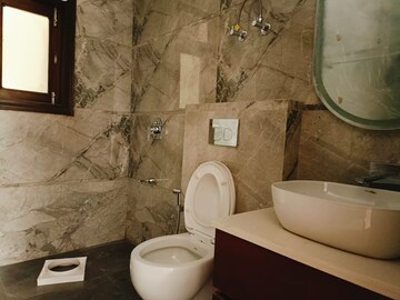 Bathroom in 3 BHK Builder Floor at Sector 9 – for Sale