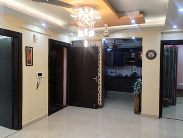 Room in 3 BHK Builder Floor at Sector 9 – for Sale