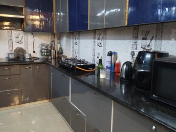 Kitchen in 3 BHK Builder Floor at Sector 9 – for Sale
