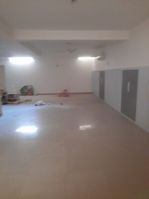 Room in 4 BHK Apartment at Emaar Palm Terraces Select, Sector 66 – for Sale