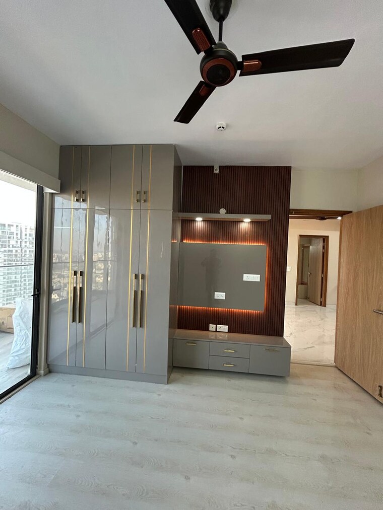 Room, emaar-palm-terraces-select 4 Bedroom 2410 Sq.Ft. Apartment In Sector 66 Gurgaon 8544726