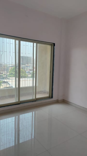 Room in 3 BHK Apartment at Yavhi Altamount, Ambernath West – for Sale