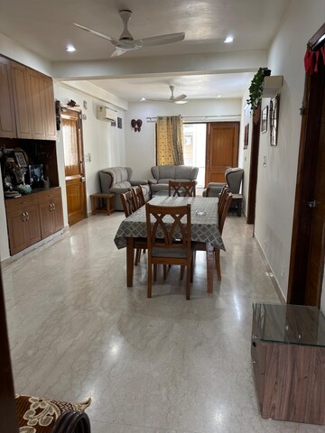 2 BHK Builder Floor For Rent in Sector 27
