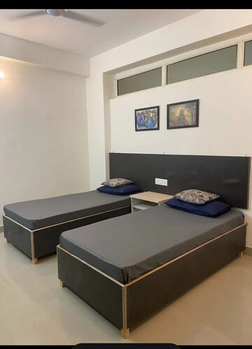  Pg For Rent in Sector 94