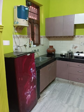 Kitchen in 2 BHK Builder Floor at Sector 46 – for Rent