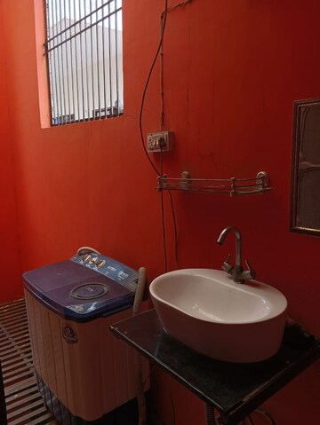 Bathroom in 2 BHK Builder Floor at Sector 46 – for Rent