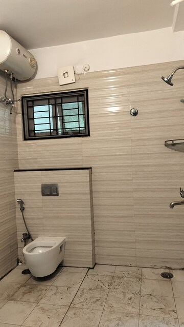 Bathroom in 4 BHK Builder Floor at Jubilee Hills – for Rent