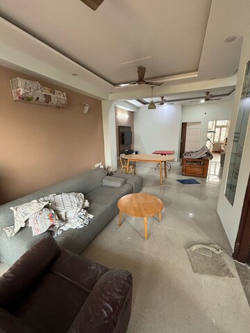 Living Room in 2 BHK Builder Floor at Sector 5 – for Rent
