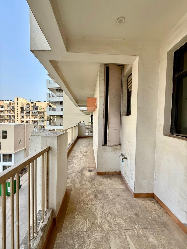 undefined, golden-sand-apartments 3 Bedroom 1650 Sq.Ft. Apartment In Dhakoli Zirakpur 8545399