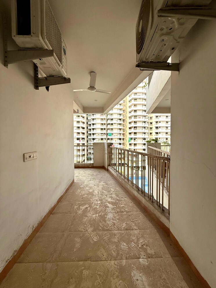 Balcony, golden-sand-apartments 3 Bedroom 1650 Sq.Ft. Apartment In Dhakoli Zirakpur 8545399