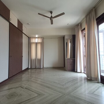 Room in 3 BHK Builder Floor at Harlur – for Rent
