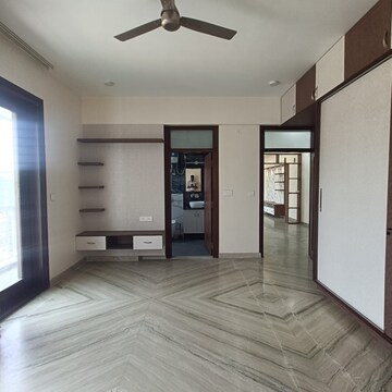 Room in 3 BHK Builder Floor at Harlur – for Rent