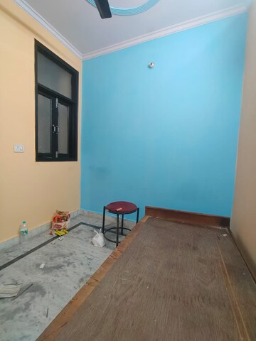 Room in 2 BHK Apartment at East Delhi – for Rent