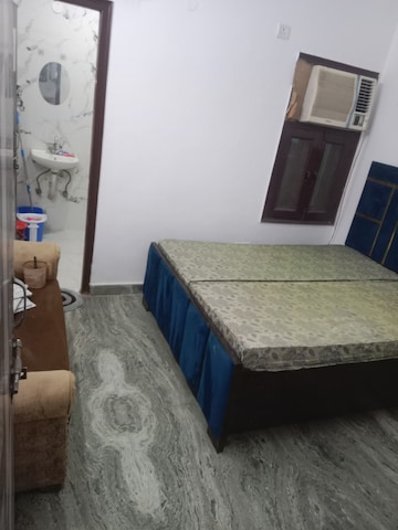 1 BHK Builder Floor For Rent in Saket