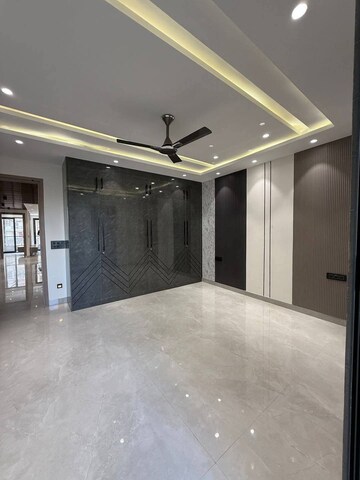 Room in 1 BHK Apartment at Veer One, Vasai East – for Sale