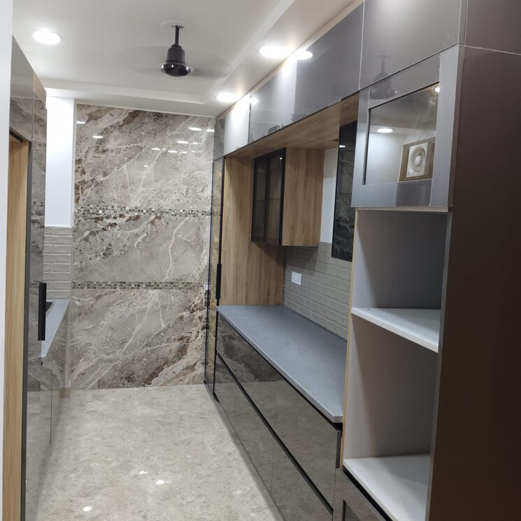 Kitchen, vikas puri 3.5 Bedroom 200 Sq.Yd. Builder Floor In Vikas Puri Delhi 8545865