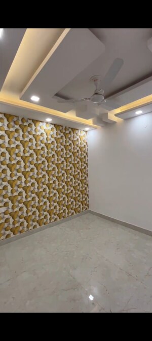 Bedroom in 3 BHK Builder Floor at Govindpuri – for Sale