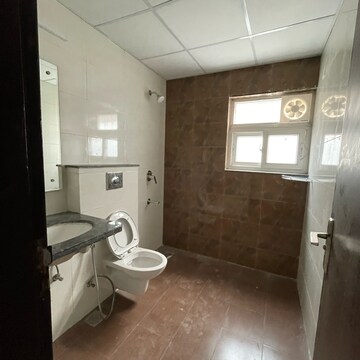 Attached Bathroom in 3 BHK Builder Floor at BPTP Amstoria, Sector 102 – for Rent
