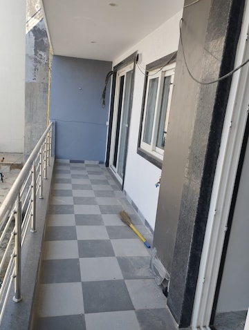 Balcony in 3 BHK Builder Floor at Arcade 48, Sector 48 – for Rent