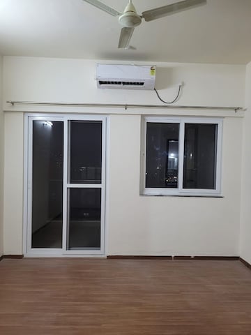 2 BHK Apartment For Rent in Puravankara Silversands, Mundhwa