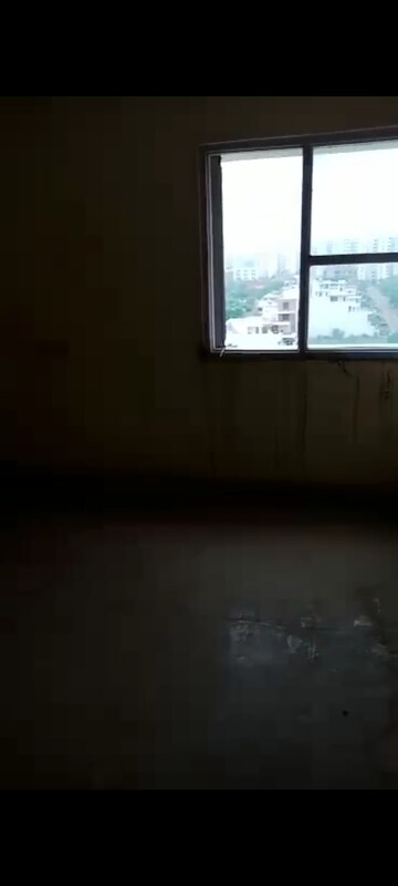 Room in 1 BHK Apartment at Arjun CHS Vasant Vihar, Vasant Vihar – for Rent